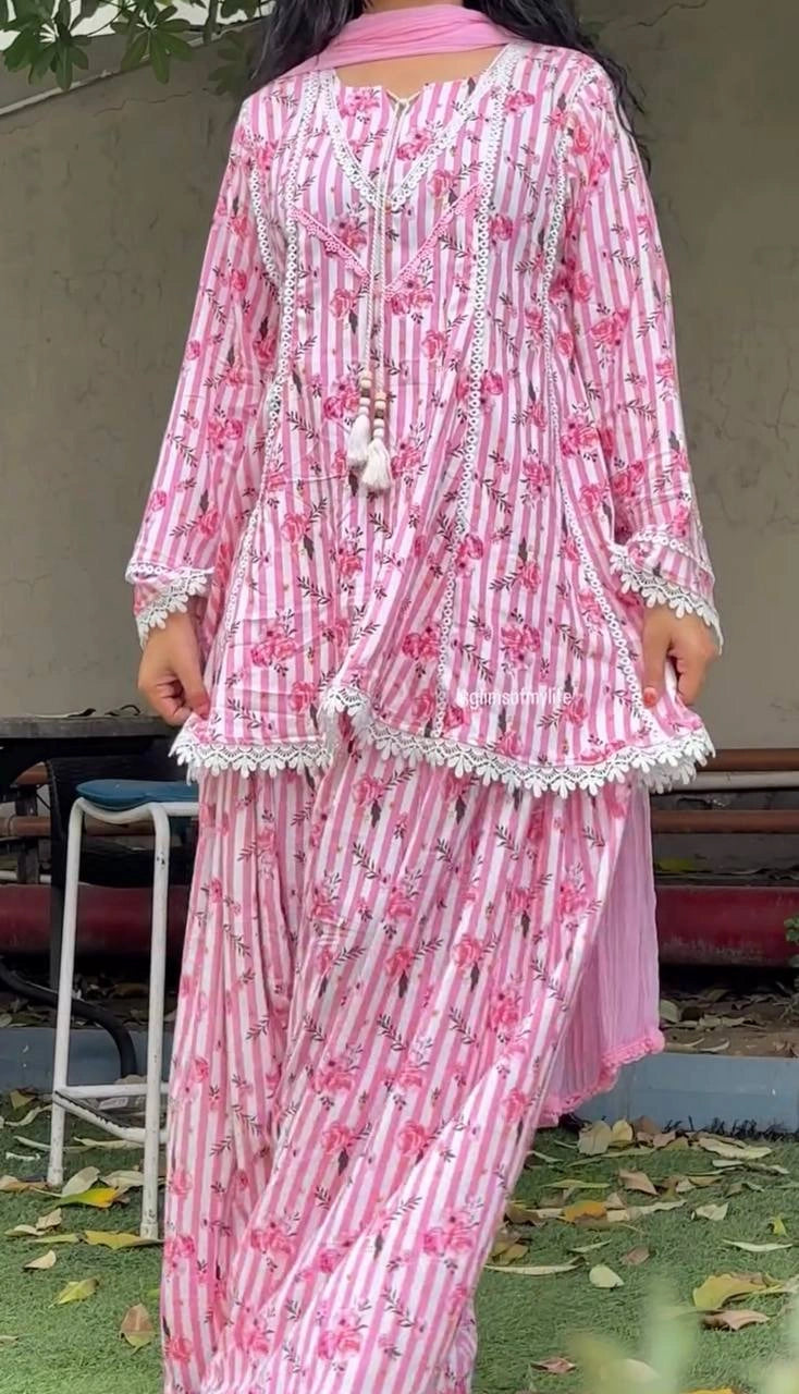 Pink Floral Coord Set Model Side Pose KC26